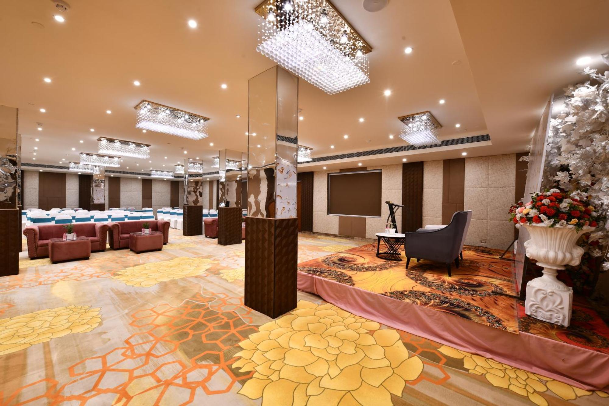 Click Collection Grand Gateway فاراناسي المظهر الخارجي الصورة