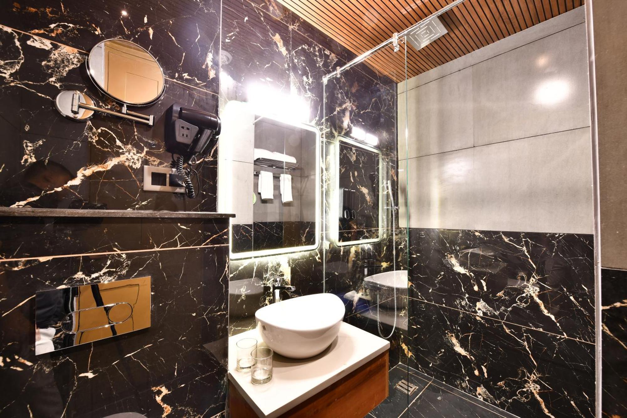 Click Collection Grand Gateway فاراناسي المظهر الخارجي الصورة
